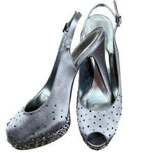 STUART WEITZMAN Crystal Embellished Satin  Slingback Heels Silver Gray 9.5 EUC